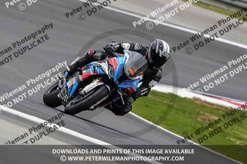cadwell no limits trackday;cadwell park;cadwell park photographs;cadwell trackday photographs;enduro digital images;event digital images;eventdigitalimages;navarra;no limits trackdays;peter wileman photography;racing digital images;trackday digital images;trackday photos